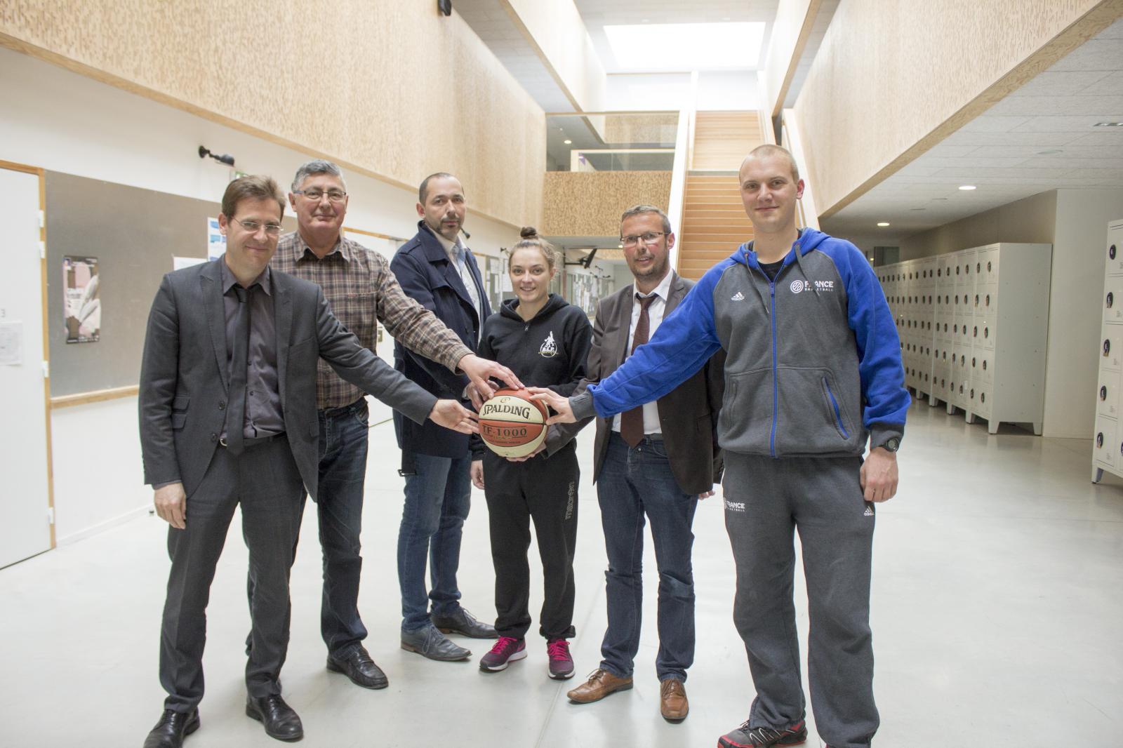 Création d’une section sportive basket 100 % filles au collège